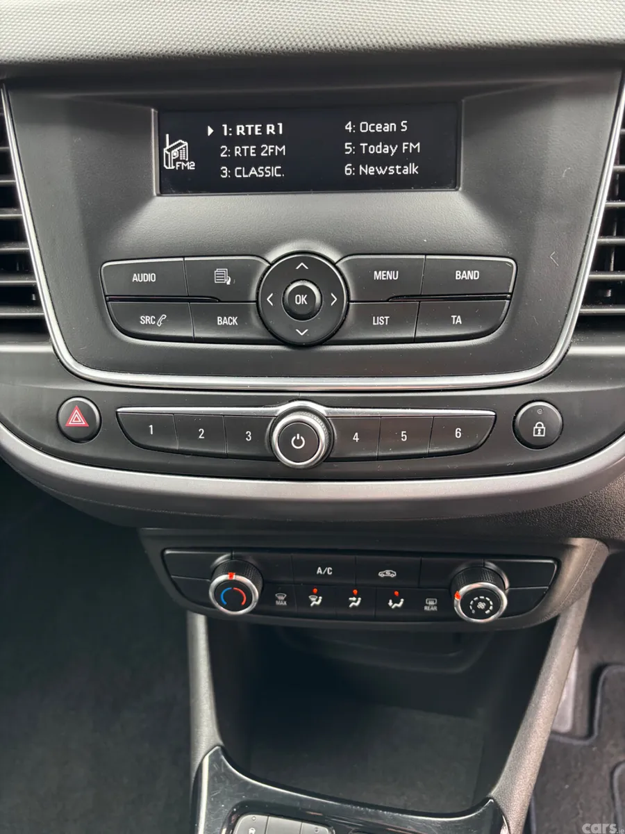 Opel Crossland X SUV, Petrol, 2021, Blue