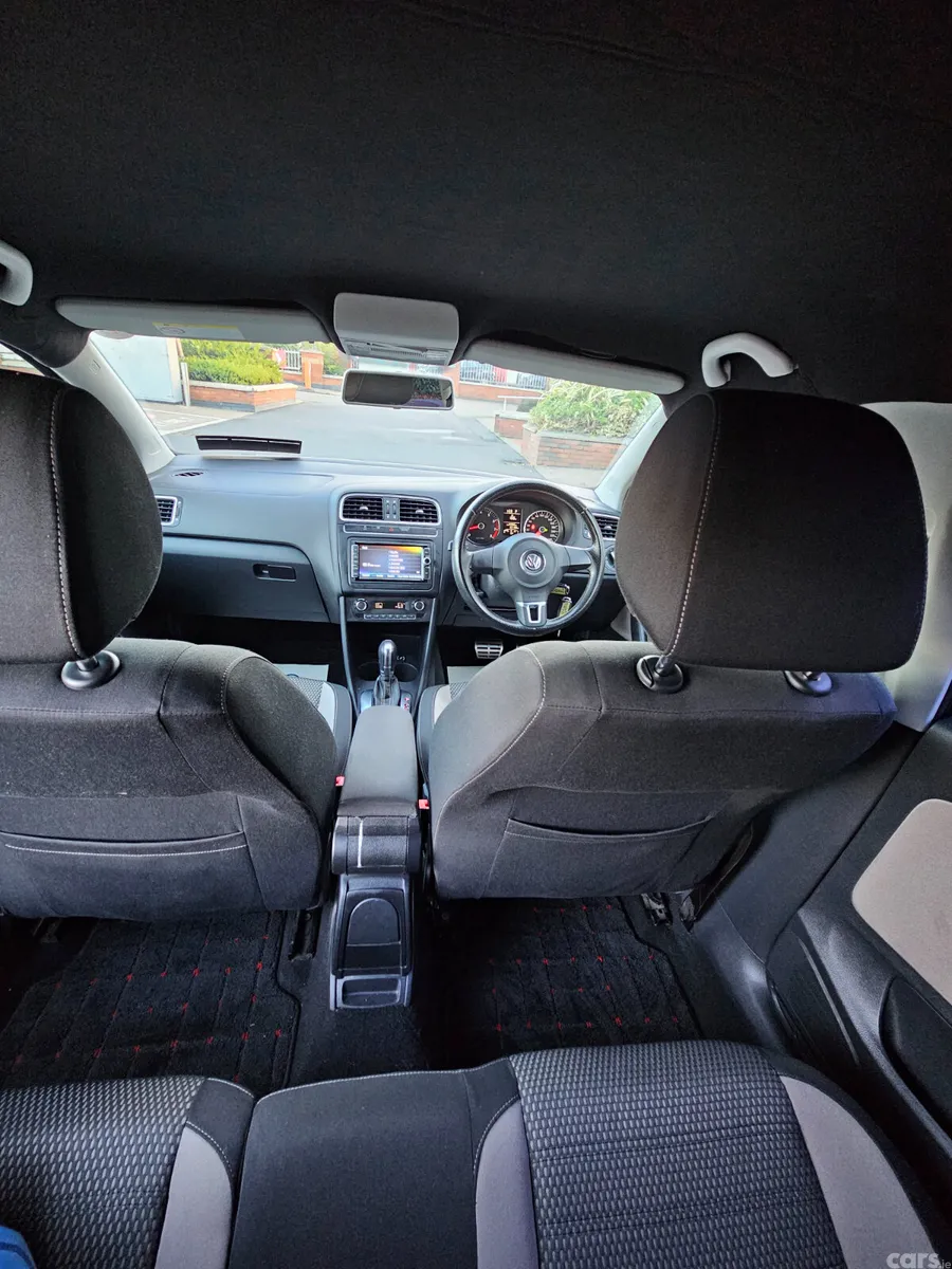 Volkswagen Polo Hatchback, Petrol, 2012, Black