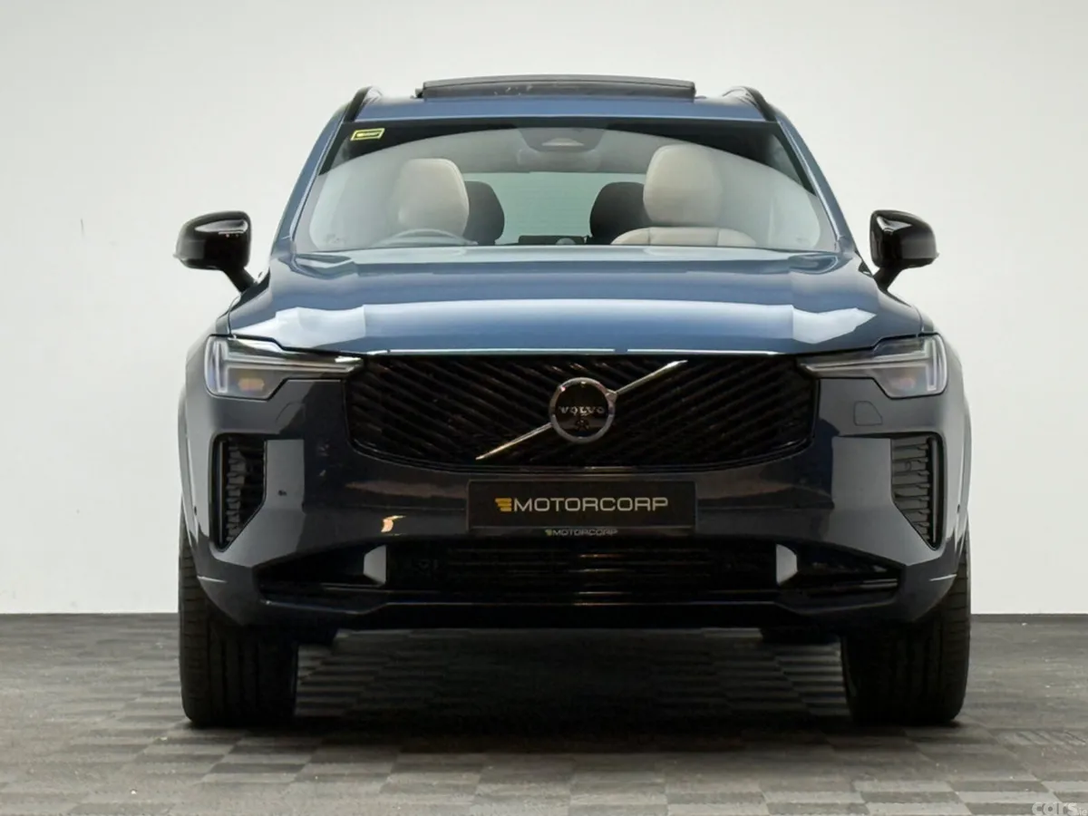 Volvo XC90 SUV, Petrol Plug-in Hybrid, 2025, Blue