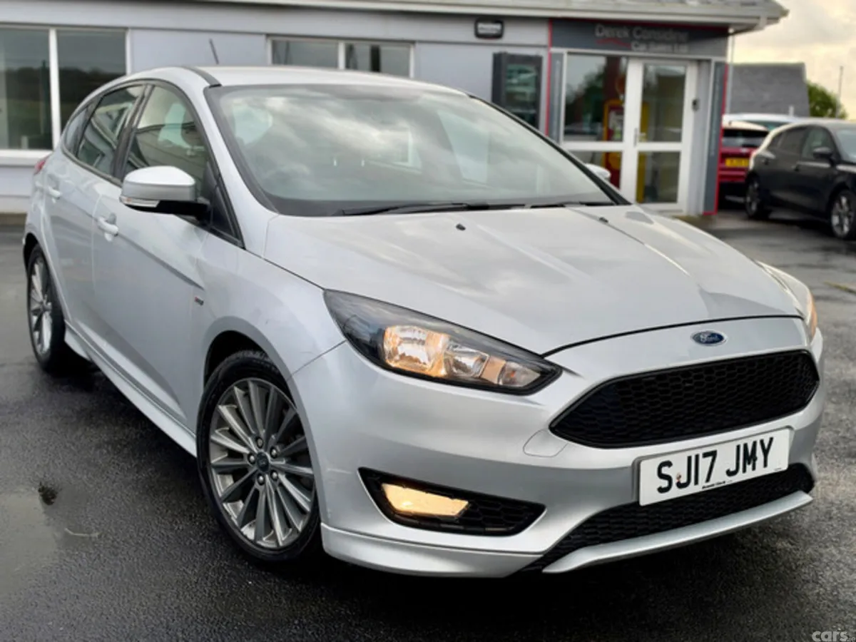 Ford Focus Hatchback, Diesel, 2017, Silver