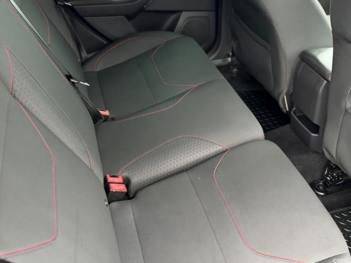 Ford Focus Hatchback, Diesel, 2017, Blue