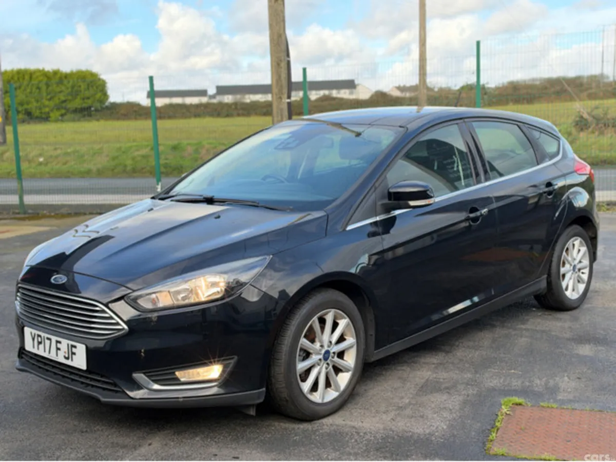 Ford Focus Hatchback, Diesel, 2017, Black