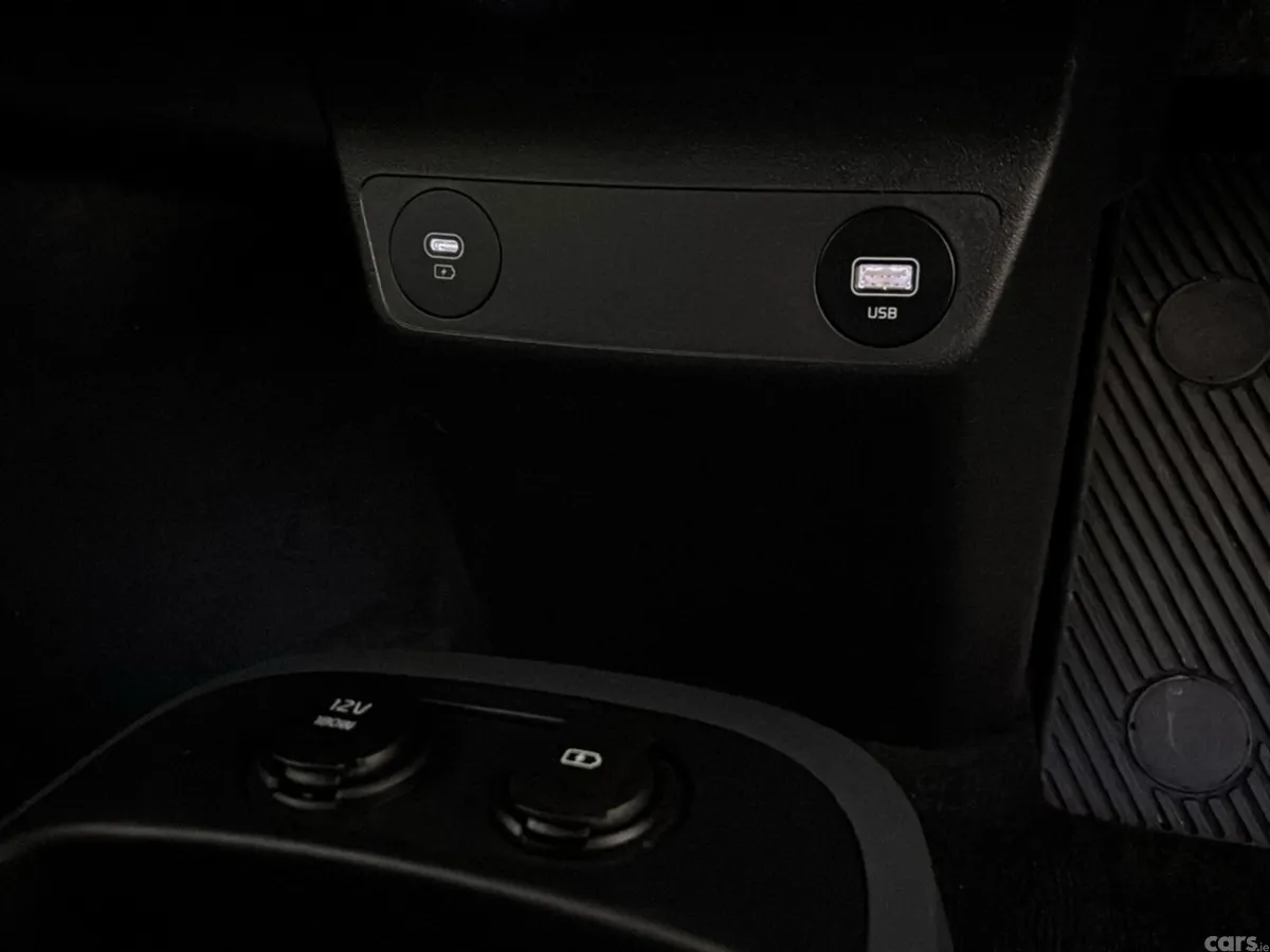 Kia EV6 MPV, Electric, 2024, Blue