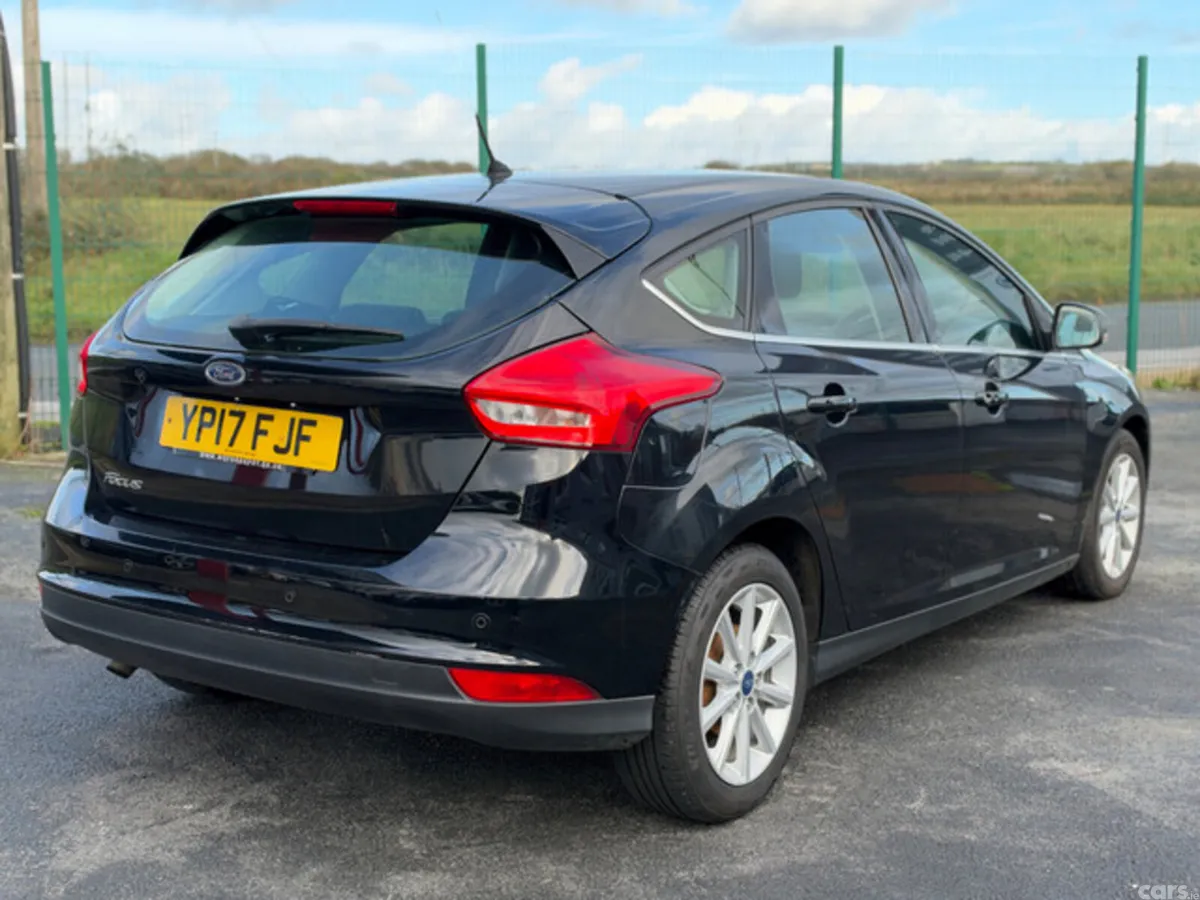 Ford Focus Hatchback, Diesel, 2017, Black