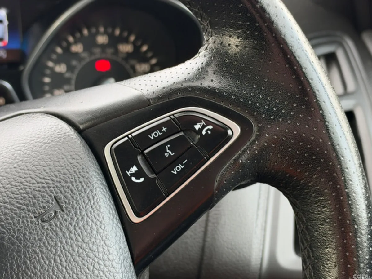 Ford Focus Hatchback, Diesel, 2017, Silver