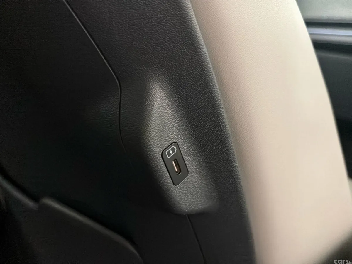 Kia EV6 MPV, Electric, 2023, Black