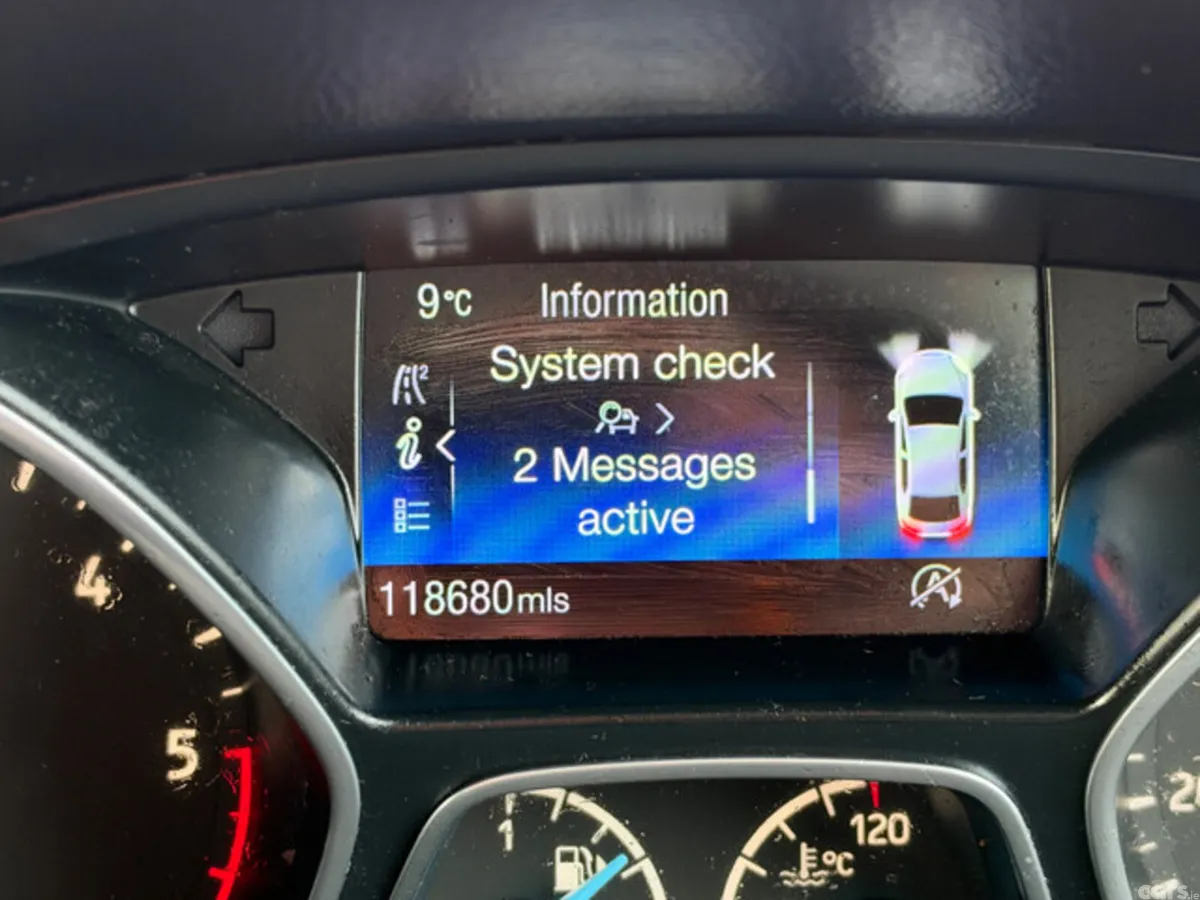 Ford Focus Hatchback, Diesel, 2017, Silver