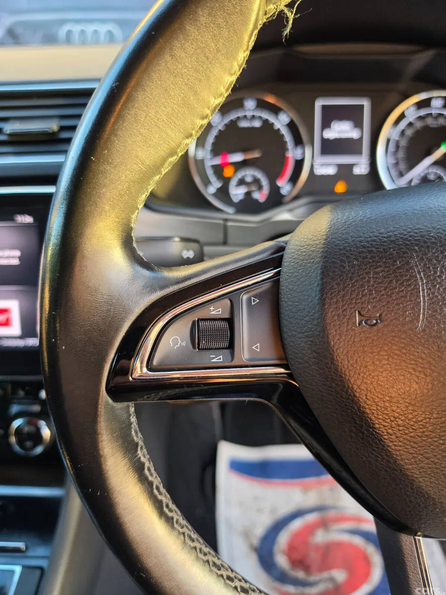 Skoda Superb Estate, Diesel, 2018, Blue