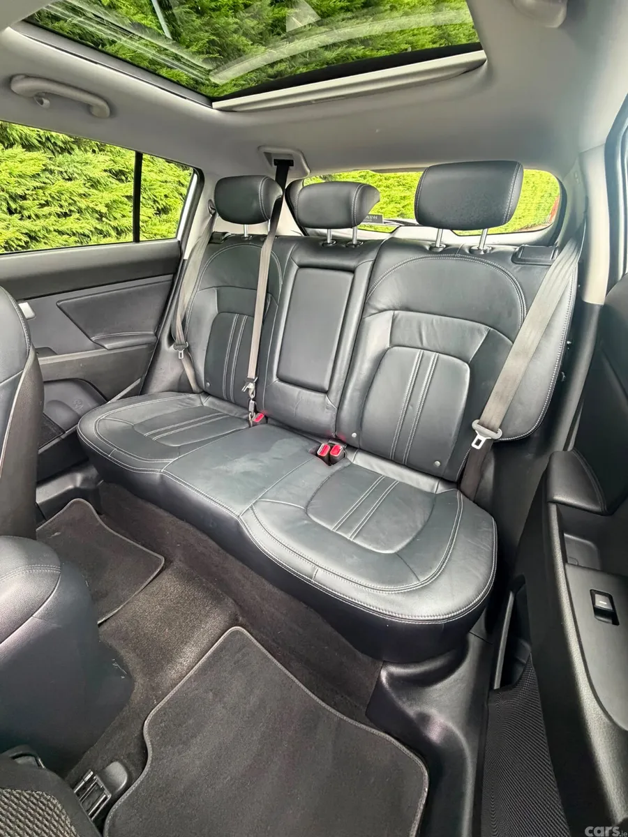 Kia Sportage SUV, Diesel, 2014, White