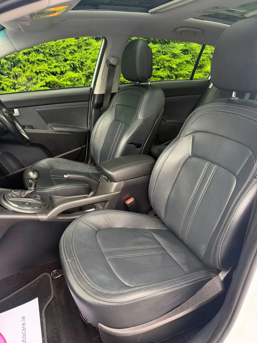 Kia Sportage SUV, Diesel, 2014, White