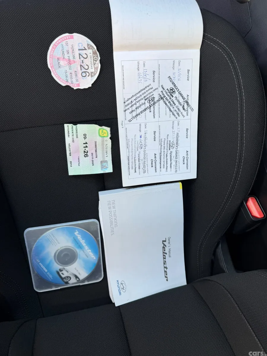 Hyundai Veloster Hatchback, Petrol, 2014, Black