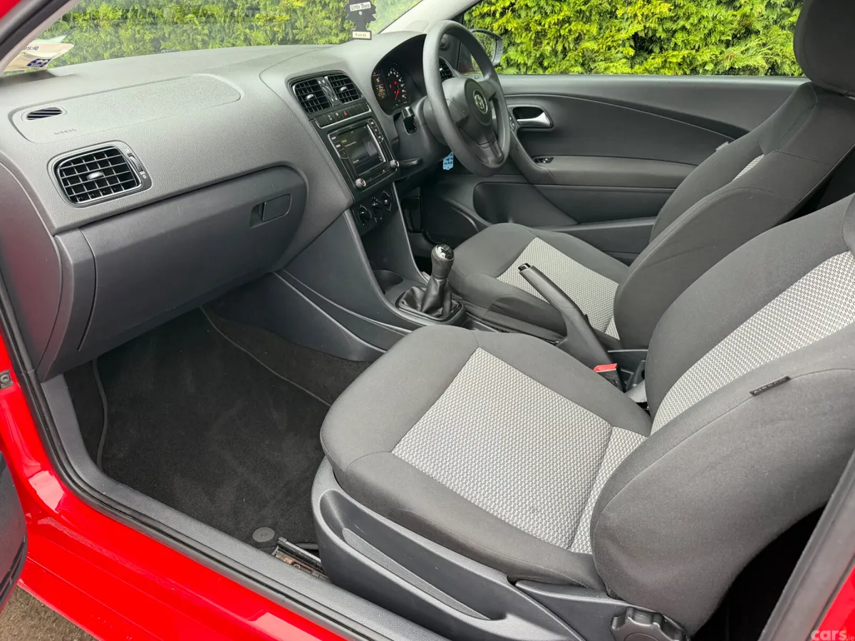 Volkswagen Polo Hatchback, Petrol, 2013, Red
