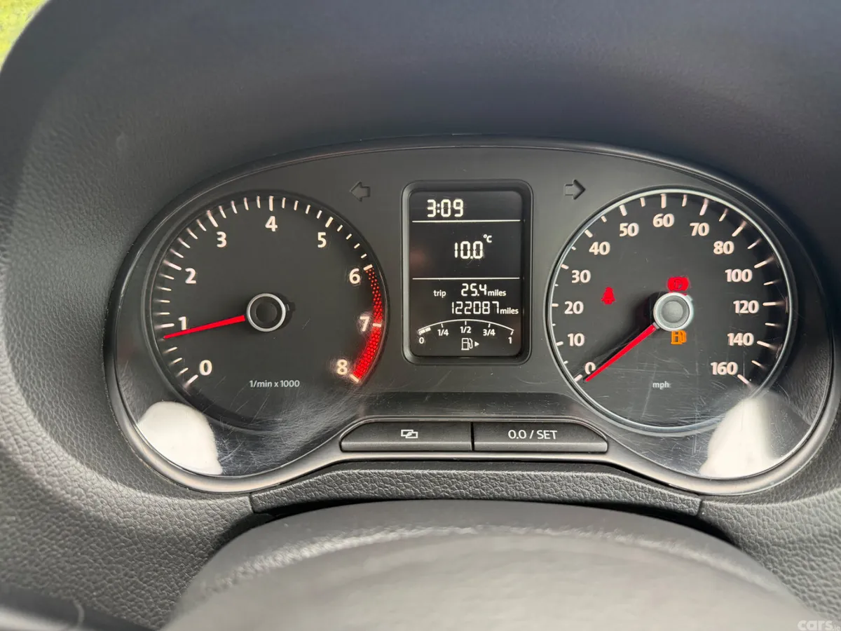 Volkswagen Polo Hatchback, Petrol, 2013, Red