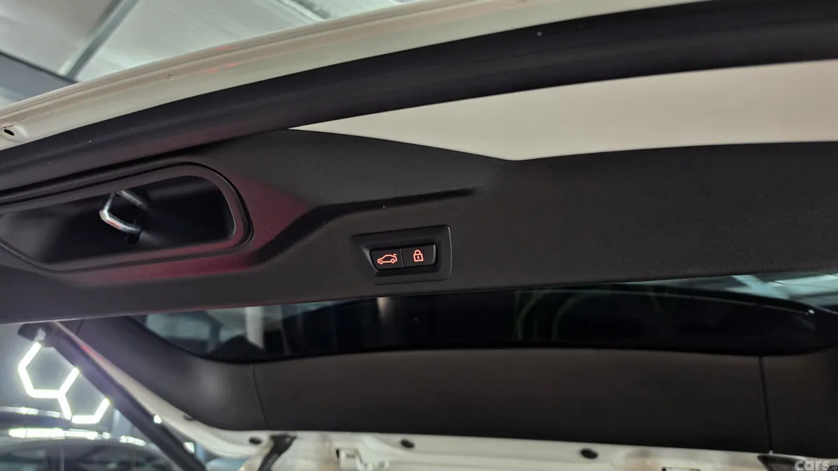 BMW X5 SUV, Petrol Plug-in Hybrid, 2020, White