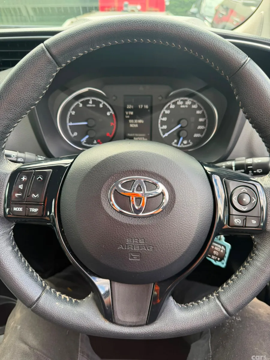 Toyota Yaris MPV, Petrol, 2019, Grey