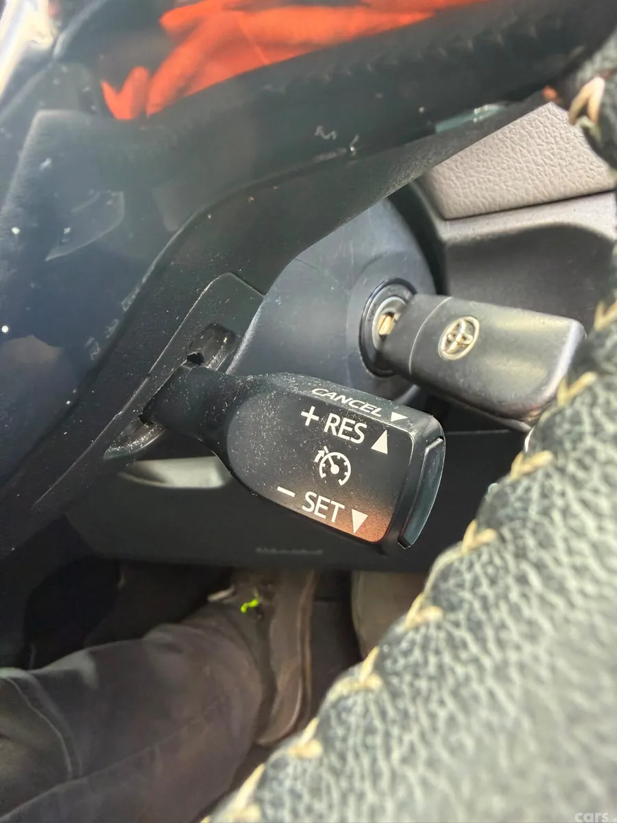 Toyota Yaris MPV, Petrol, 2019, Grey