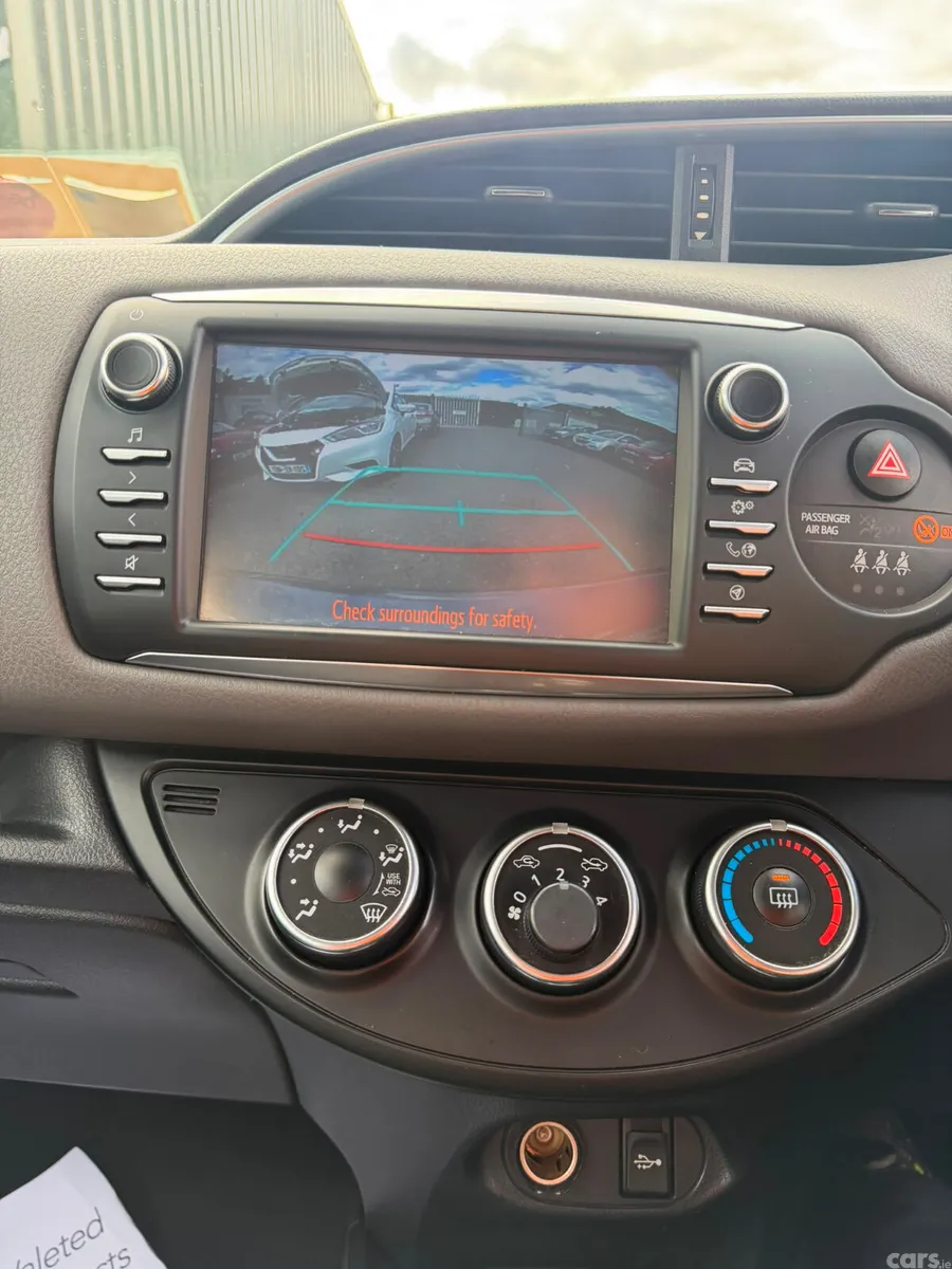 Toyota Yaris MPV, Petrol, 2019, Grey