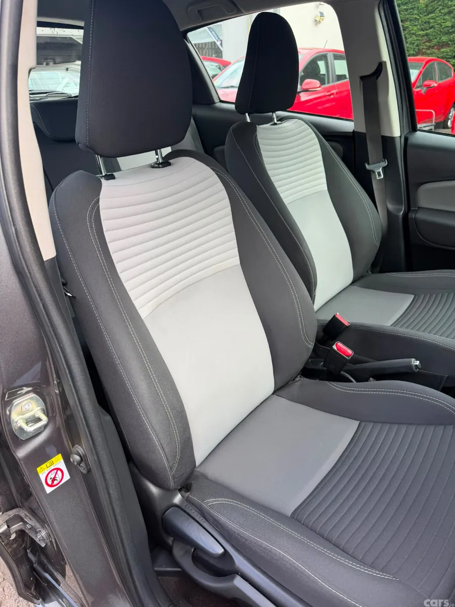 Toyota Yaris MPV, Petrol, 2019, Grey