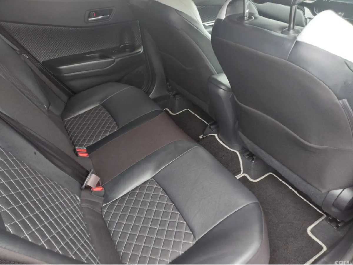 Toyota C-HR Hatchback, Petrol Hybrid, 2019, Red