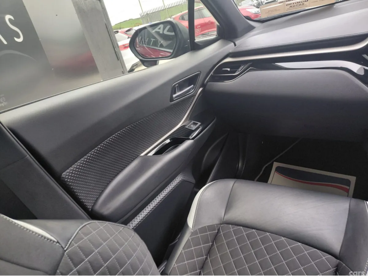 Toyota C-HR Hatchback, Petrol Hybrid, 2019, Red