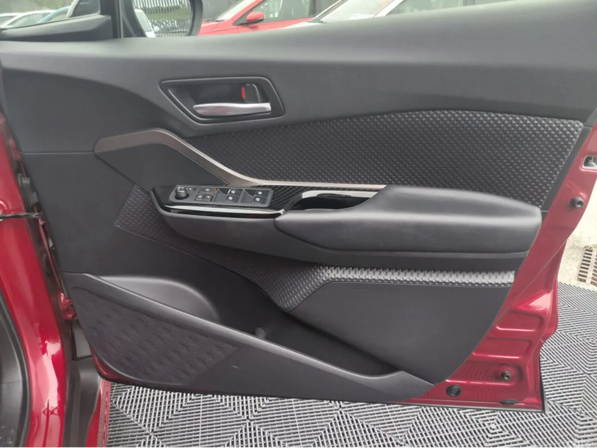 Toyota C-HR Hatchback, Petrol Hybrid, 2019, Red