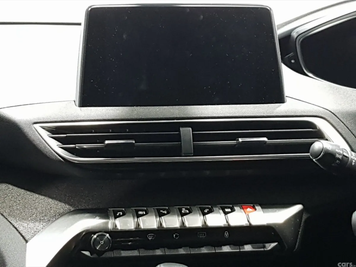 Peugeot 3008 MPV, Diesel, 2020, Brown