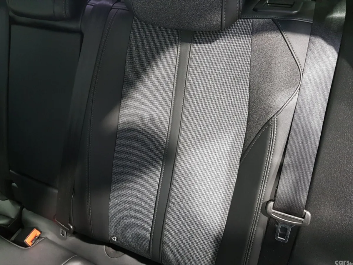 Peugeot 3008 MPV, Diesel, 2020, Brown