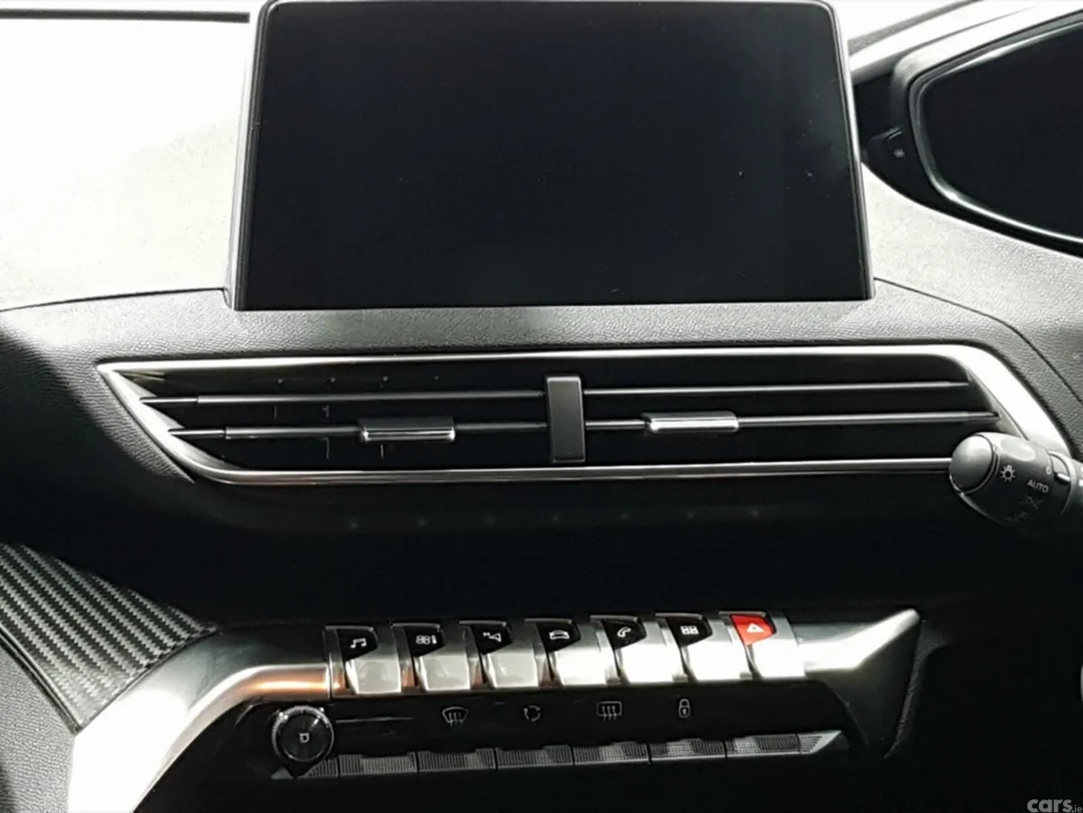 Peugeot 3008 MPV, Diesel, 2019, Grey
