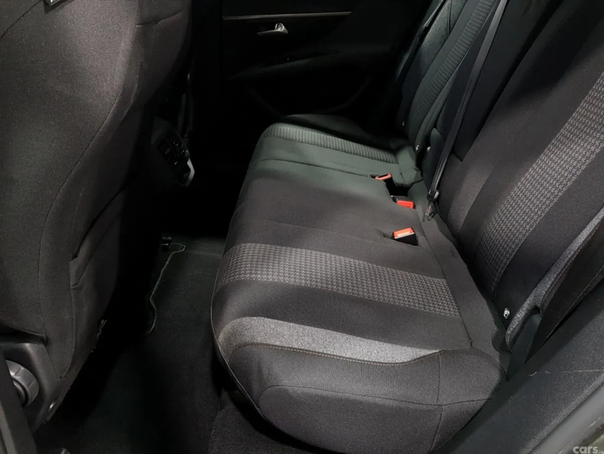 Peugeot 3008 MPV, Diesel, 2019, Grey