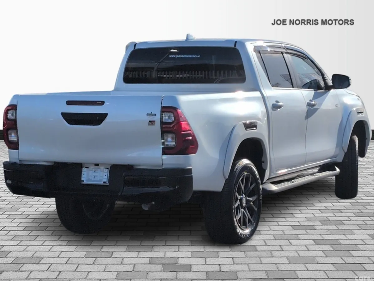 Toyota Hilux Pick Up, Diesel, 2024, White