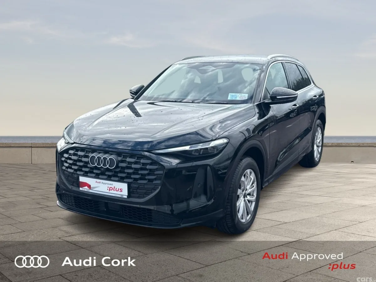 Audi Q5 Hatchback, Diesel, 2025, 
