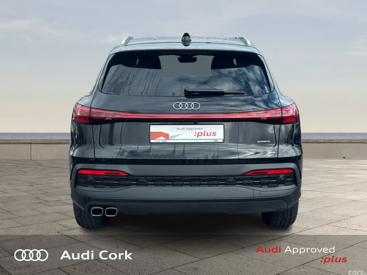 Audi Q5 Hatchback, Diesel, 2025, 