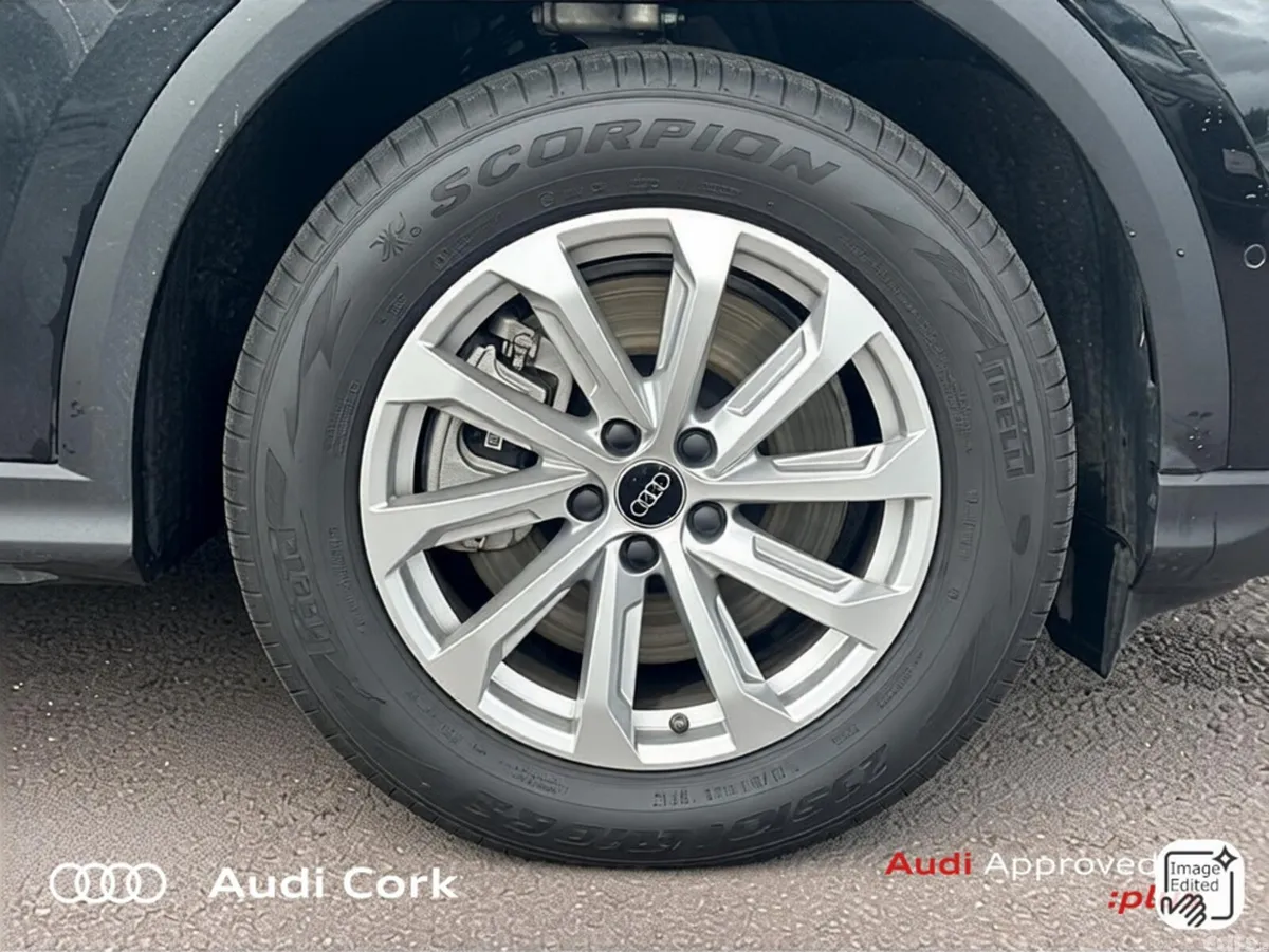 Audi Q5 Hatchback, Diesel, 2025, 