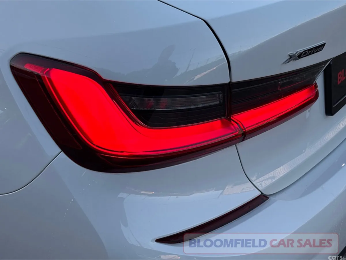 BMW 3-Series Saloon, Diesel, 2021, White