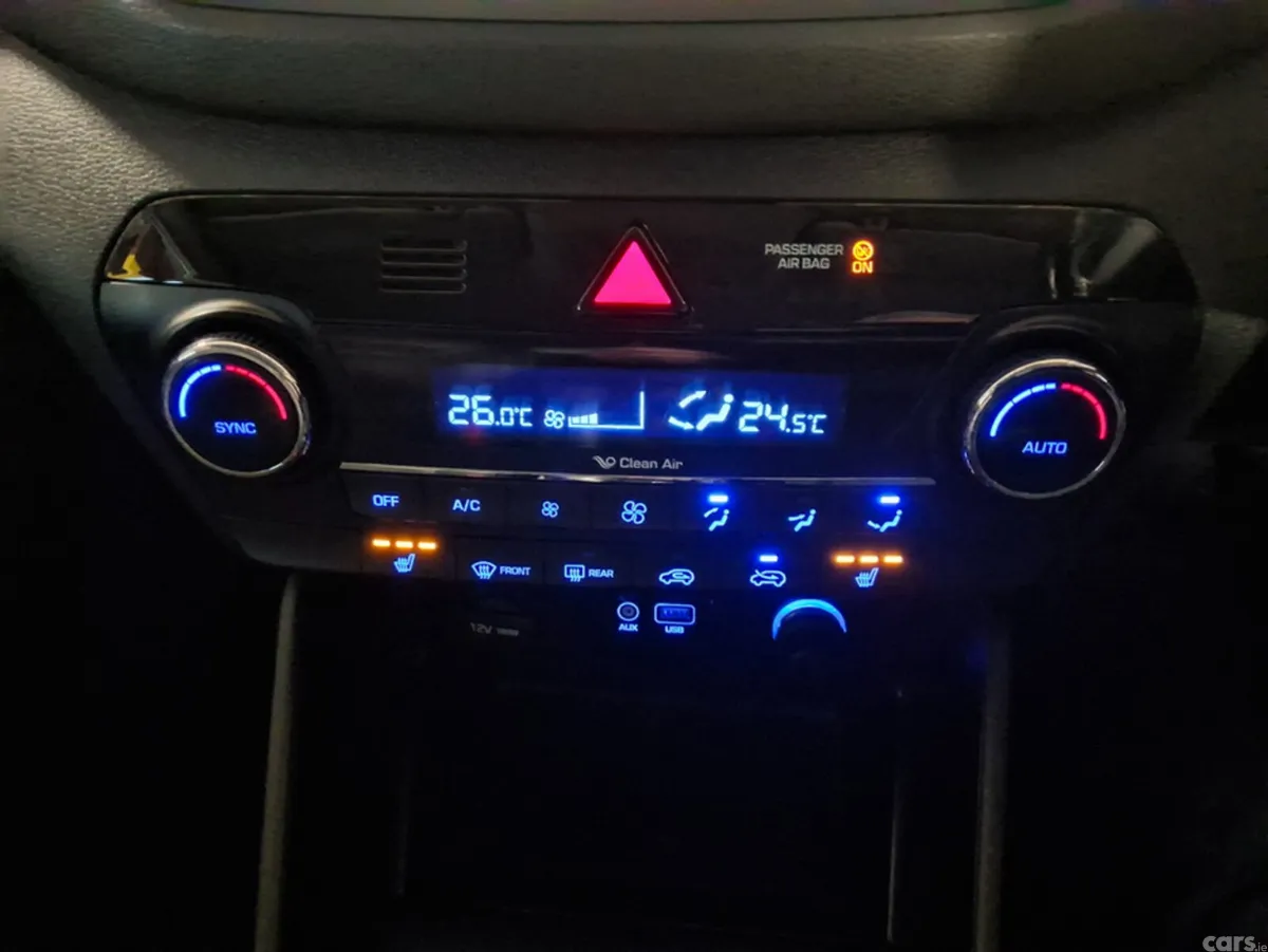 Hyundai Tucson SUV, Diesel, 2016, Silver