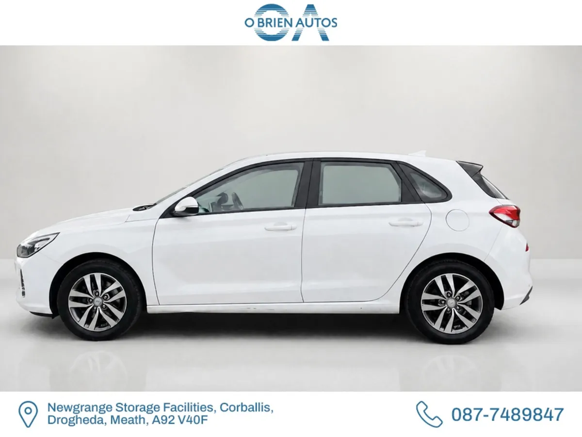 Hyundai i30 Hatchback, Petrol, 2017, White