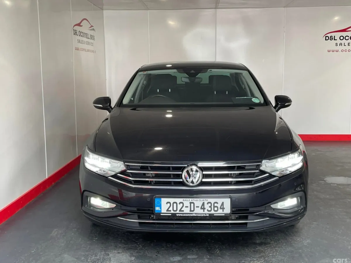 Volkswagen Passat Saloon, Diesel, 2020, Black