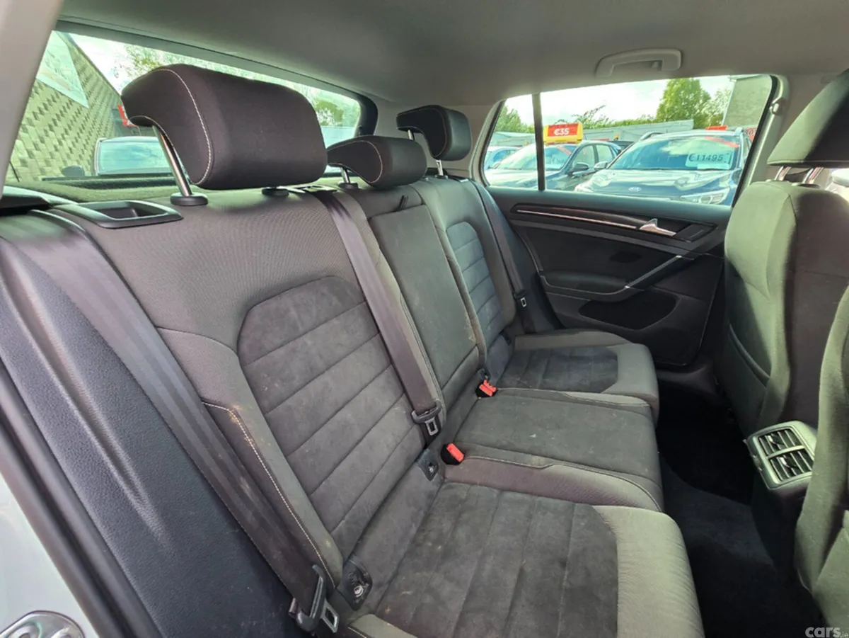 Volkswagen Golf Hatchback, Diesel, 2013, White