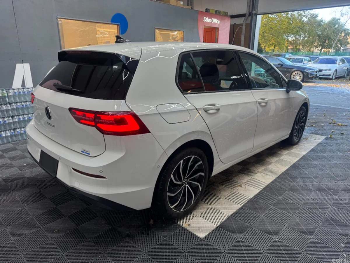 Volkswagen Golf Hatchback, Diesel, 2023, White
