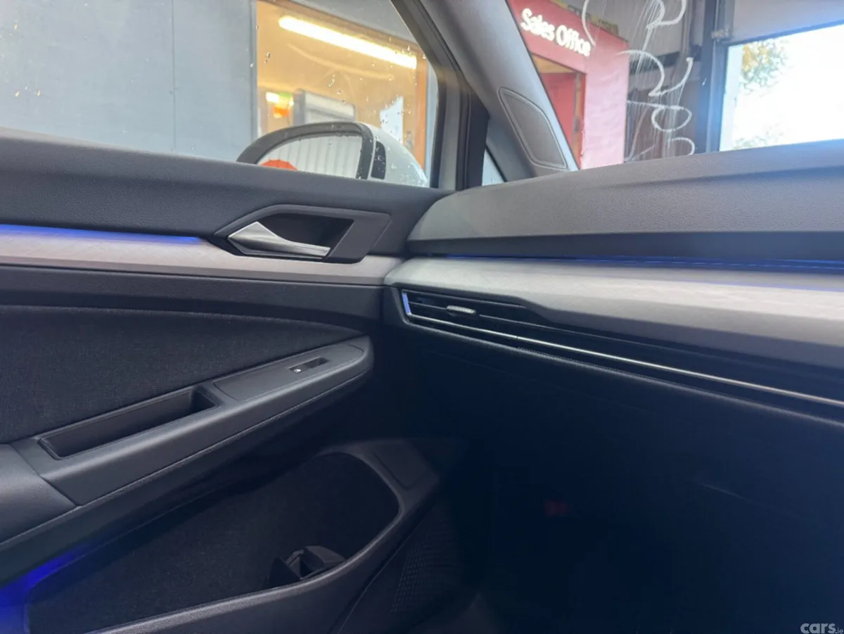 Volkswagen Golf Hatchback, Diesel, 2023, White