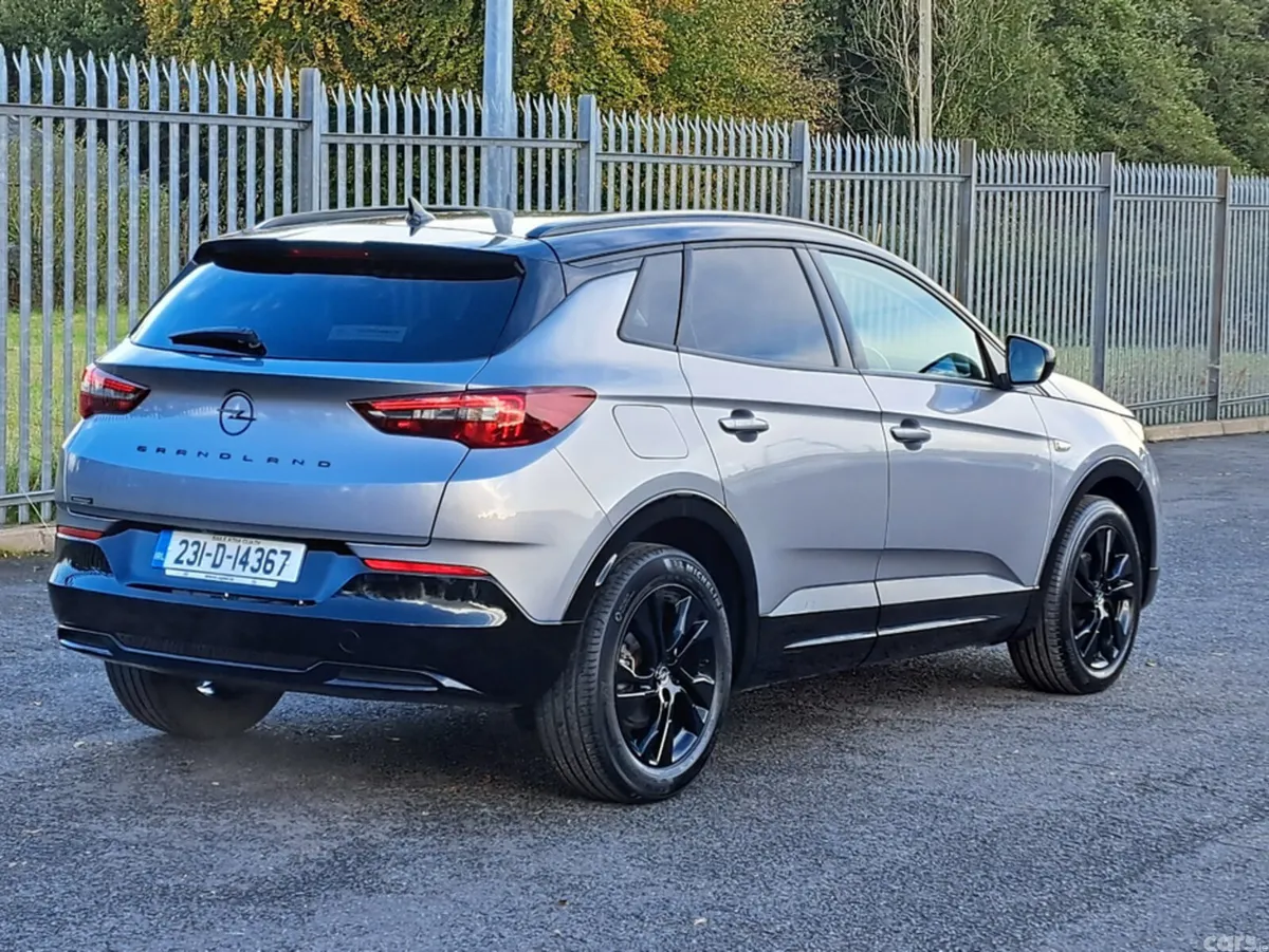 Opel Grandland SUV, Diesel, 2023, Grey