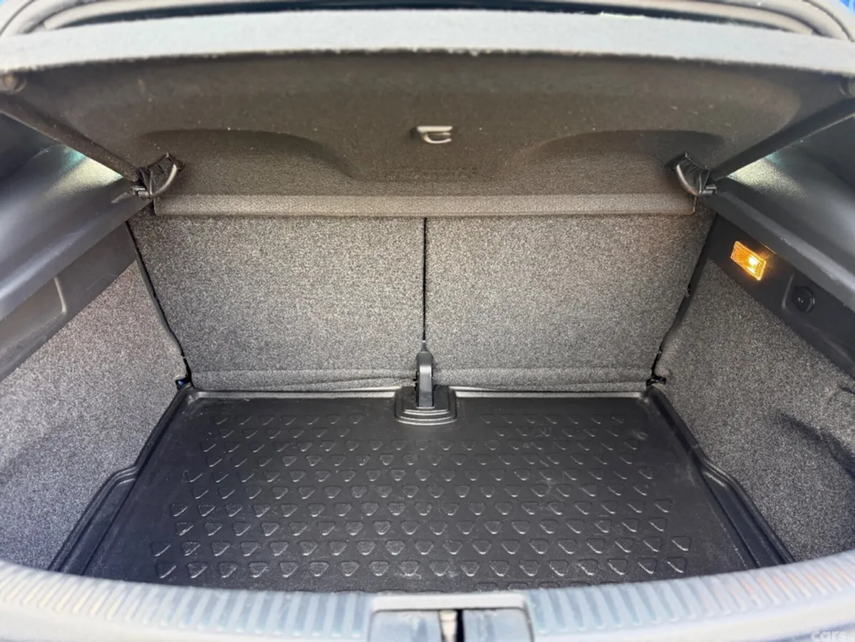 Volkswagen Scirocco Coupe, Petrol, 2013, Blue
