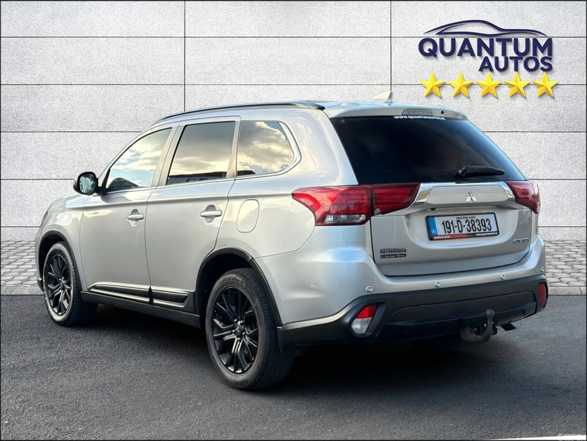 Mitsubishi Outlander SUV, Diesel, 2019, Grey