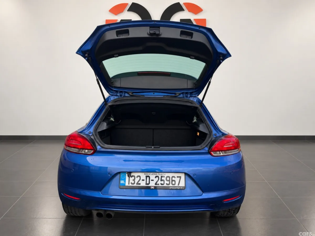 Volkswagen Scirocco Coupe, Petrol, 2013, Blue