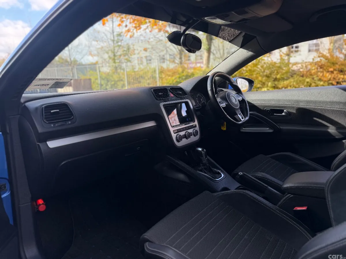 Volkswagen Scirocco Coupe, Petrol, 2013, Blue