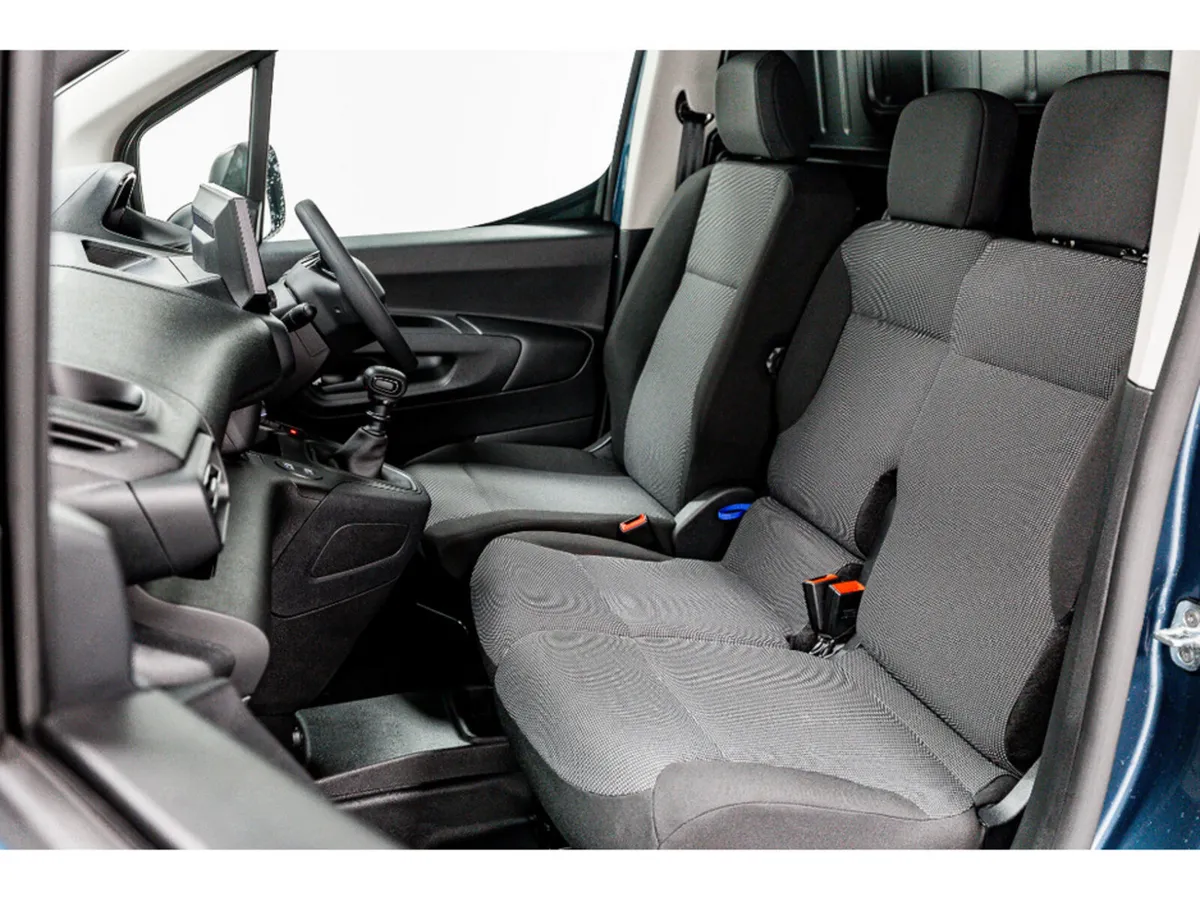Peugeot Partner Van, Diesel, 2026, Blue