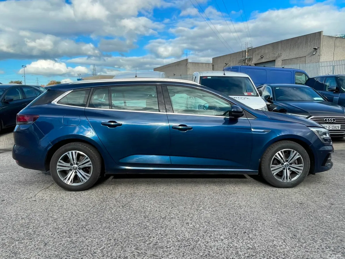 Renault Megane Estate, Petrol Plug-in Hybrid, 2021, Blue