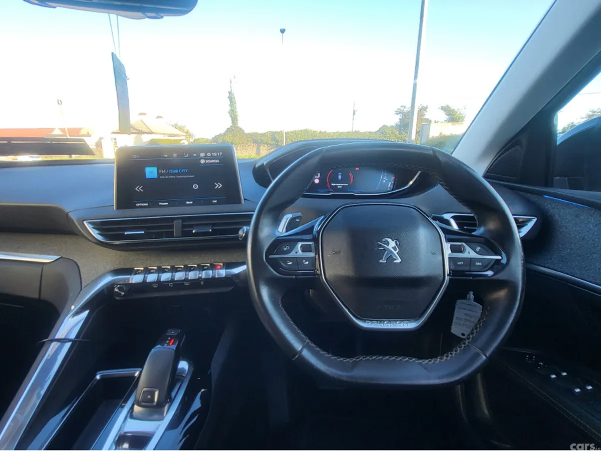 Peugeot 3008 Hatchback, Petrol, 2017, White