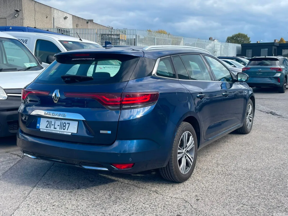 Renault Megane Estate, Petrol Plug-in Hybrid, 2021, Blue