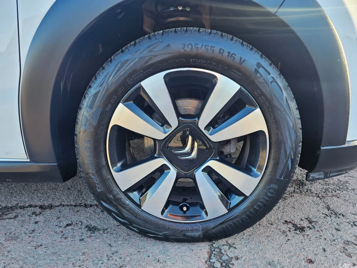 Citroen C3 Hatchback, Petrol, 2019, White